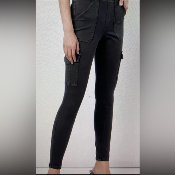 SPANX Pants - SPANX Cargo Pants Women’s Size Medium Stretch Twill Ankle Washed Black